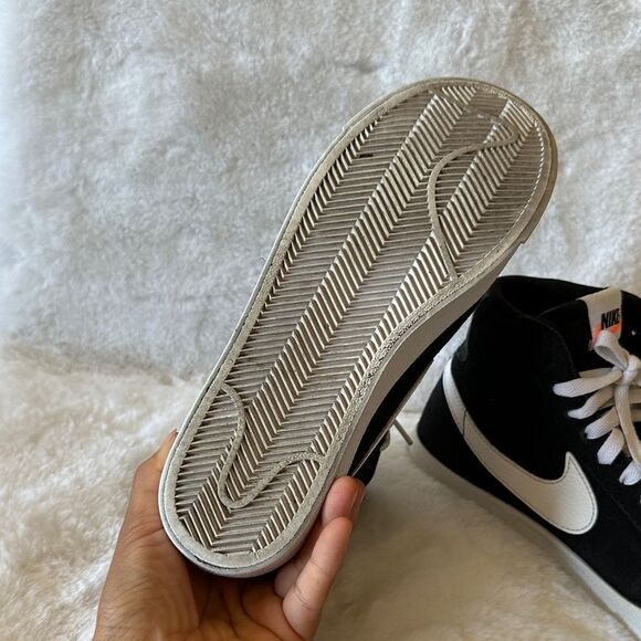 Nike Blazer Mid Suede Retro Black and White High-Top Sneakers - Picture 7 of 9